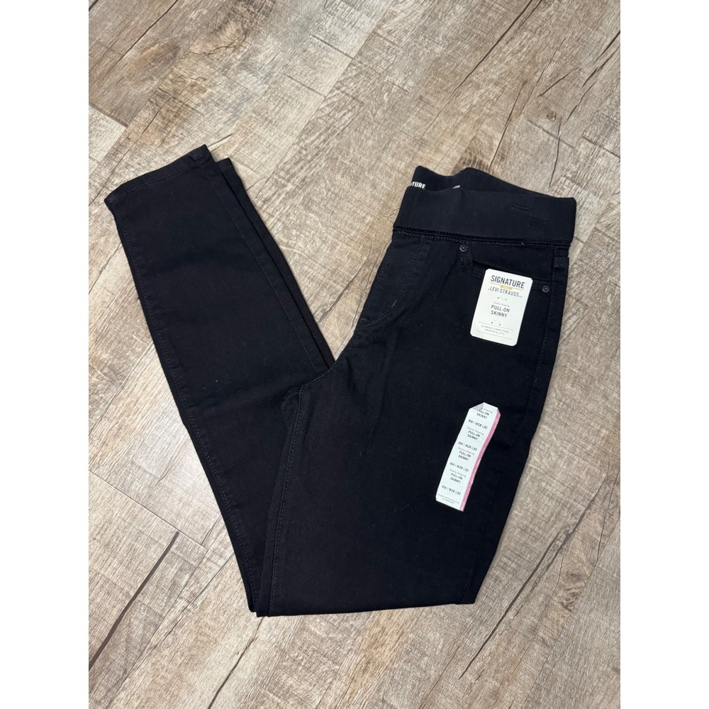 Signature by Levi Strauss Totally Shaping Pull-On Skinny‎ Jeans Black 6M W28 L30